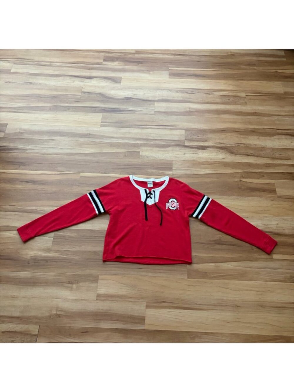 PINK Victoria's Secret Women’s Small Red Ohio State Buckeyes Cropped Sweatshirt - Picture 3 of 11